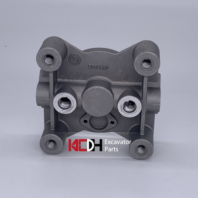 Komatsu P200-8 / 210-8 / 220-8 excavator parts 600-319-3750 fuel filter aluminum base, suitable for air filter assembly